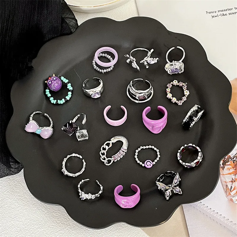 Vintage Silver Color Rings Colorful Opal Crystal Stone Carve For Women Men Bohemian Y2k Jewelry 2022
Vintage Silver Color Rings Colorful Opal Crystal Stone Carve For Women Men Bohemian Y2k Jewelry 2022