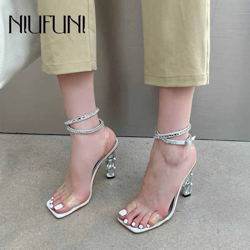 Summer Square Toe Transparent Crystal Thick High Heels Women's Sandals Silk Solid Color Buckle Party Shoes Fashion Ladies Shoes
Summer Square Toe Transparent Crystal Thick High Heels Women's Sandals Silk Solid Color Buckle Party Shoes Fashion Ladies Shoes