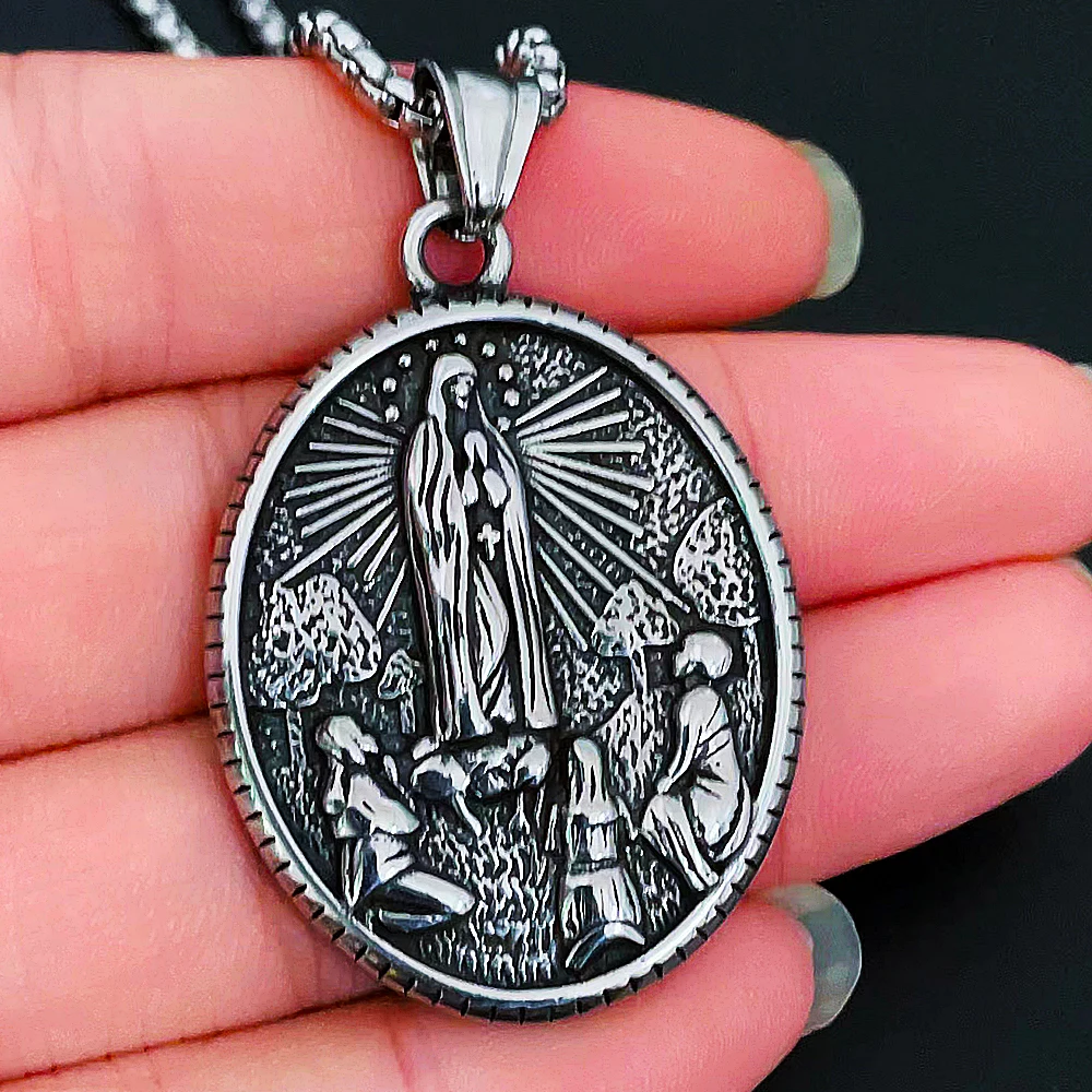 

Vintage Catholic Virgin Mary Prayer Pendant Necklace Men Women Catholic Necklace Stainless Steel Chain Amulet Jewelry Wholesale