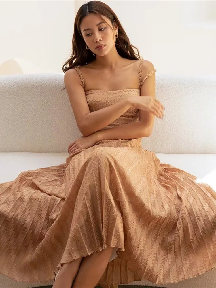 Boho Dress Sexy Women Strapless Pleated Long Dress 2022 Summer Holiday Spaghetti Strap Vacation Dress
Boho Dress Sexy Women Strapless Pleated Long Dress 2022 Summer Holiday Spaghetti Strap Vacation Dress