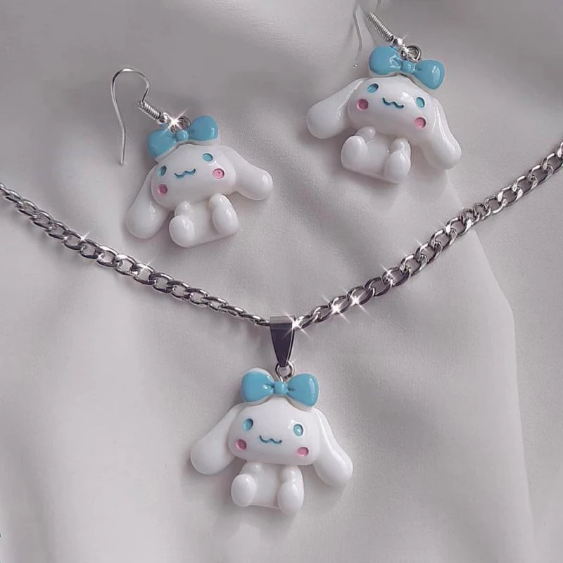 Fashion Kawaii Sanrio Jewelry Set Cute Cinnamoroll Cartoon Anime Pendant Necklace Earring Set Toys for Girls Gifts
Fashion Kawaii Sanrio Jewelry Set Cute Cinnamoroll Cartoon Anime Pendant Necklace Earring Set Toys for Girls Gifts