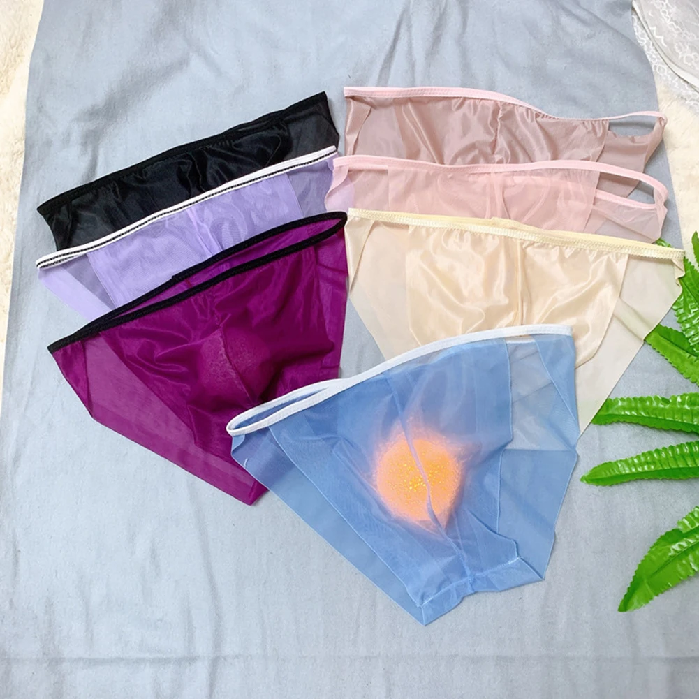 Men Sexy Briefs Seamless Smooth Thong Bulge Pouch Panties Mesh Sheer G-string Low Rise Solid Briefs Quickly Dry Lingerie
Men Sexy Briefs Seamless Smooth Thong Bulge Pouch Panties Mesh Sheer G-string Low Rise Solid Briefs Quickly Dry Lingerie