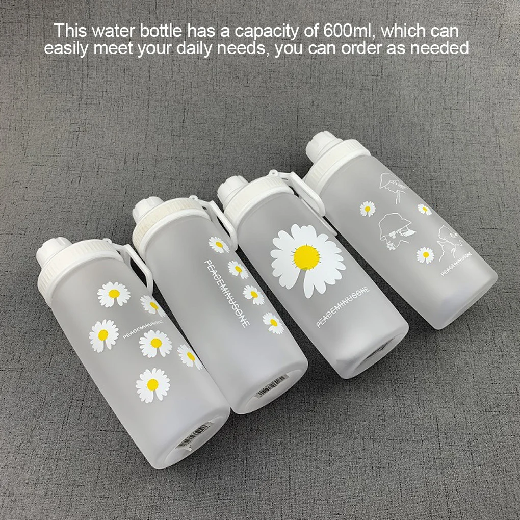 600ml Cute Little Daisy Transparent Frosted Water Cup Plastic Drop-Proof Travel Drinking Cup Water Bottle With Straw For Girls
600ml Cute Little Daisy Transparent Frosted Water Cup Plastic Drop-Proof Travel Drinking Cup Water Bottle With Straw For Girls