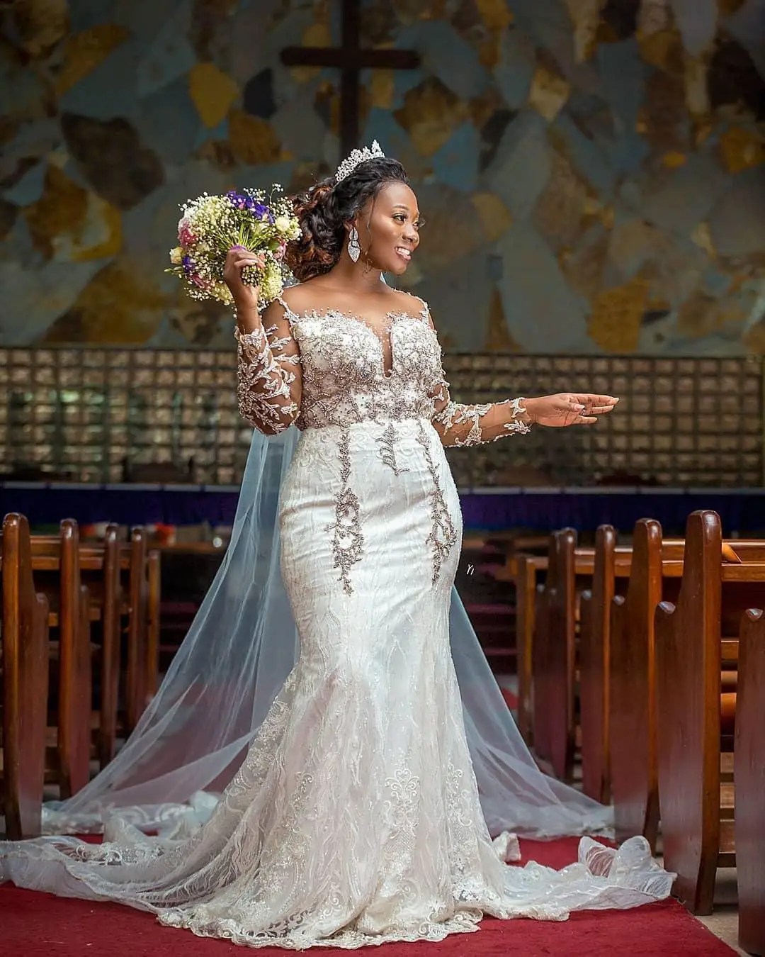 Modest See Through Lace Mermaid Beach Wedding Dresses Sweep Train Long Sleeves robe de mariée Beaded Sequins Bridal Gowns
Modest See Through Lace Mermaid Beach Wedding Dresses Sweep Train Long Sleeves robe de mariée Beaded Sequins Bridal Gowns