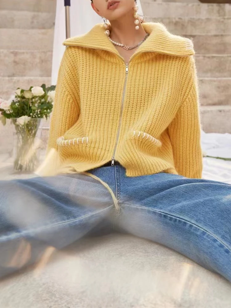 Женский кардиган с большими лацканами, желтый трикотажный кардиган во французском стиле, Осень-зима
Женский кардиган с большими лацканами, желтый трикотажный кардиган во французском стиле, Осень-зима