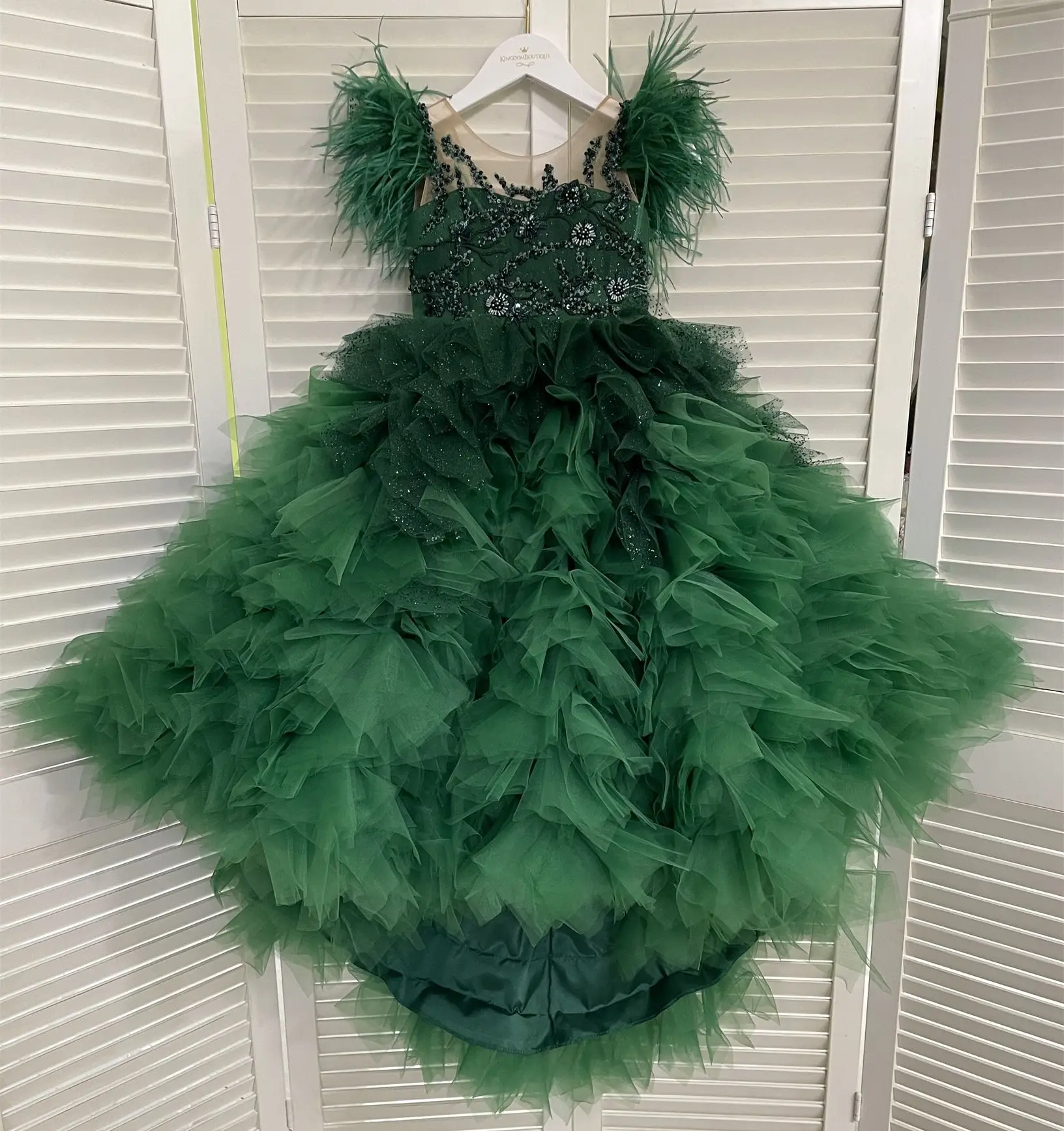 Green Feather Flower Girl Dresses Beaded Ruffles Jewel Neck Gilrs Pageant Dress Little Kids First Communion Dress
Green Feather Flower Girl Dresses Beaded Ruffles Jewel Neck Gilrs Pageant Dress Little Kids First Communion Dress