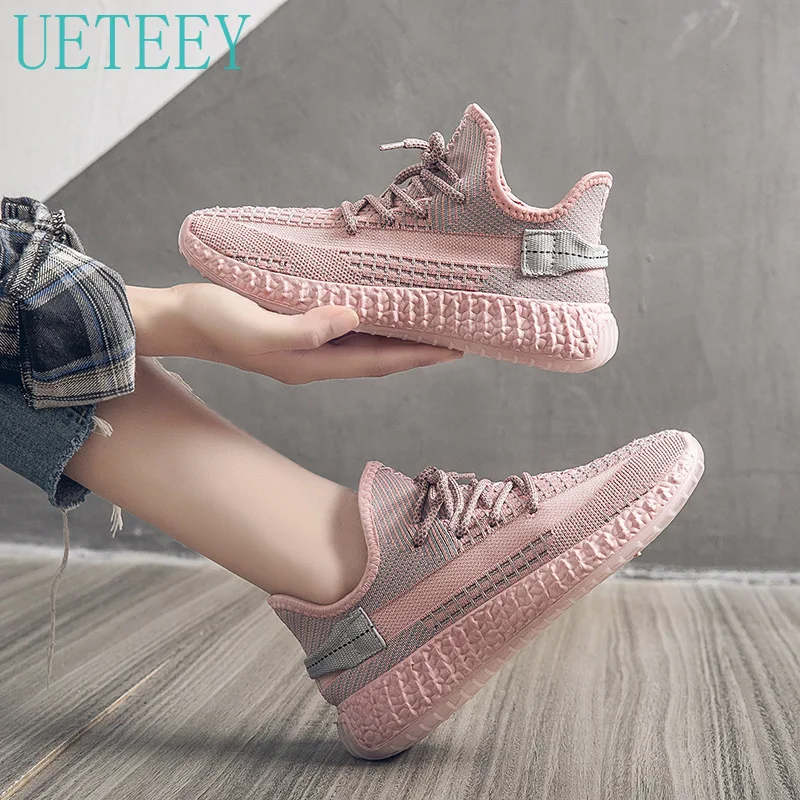 2022 Autumn and Winter Ladies Coconut Shoes Flying Woven Shoes Black and White Sports Shoes Breathable Running Casual Shoes
2022 Autumn and Winter Ladies Coconut Shoes Flying Woven Shoes Black and White Sports Shoes Breathable Running Casual Shoes