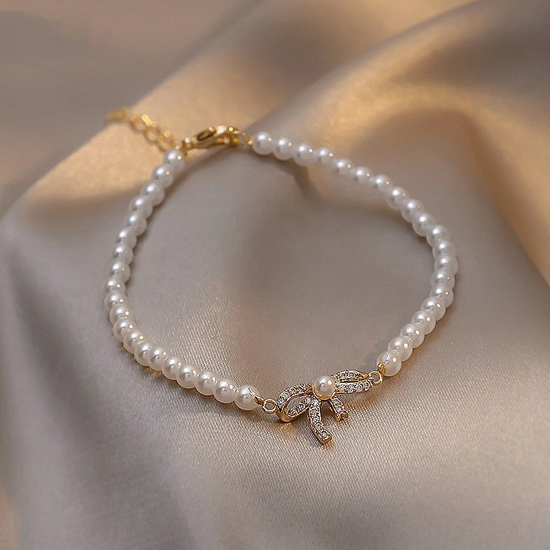 Pearl Bracelet Women's Hand Bracelets for Girls 2022 Kpop Charm Beads Jewelry Rhinestones Bows Chain Fashion luxury Accessories
Pearl Bracelet Women's Hand Bracelets for Girls 2022 Kpop Charm Beads Jewelry Rhinestones Bows Chain Fashion luxury Accessories