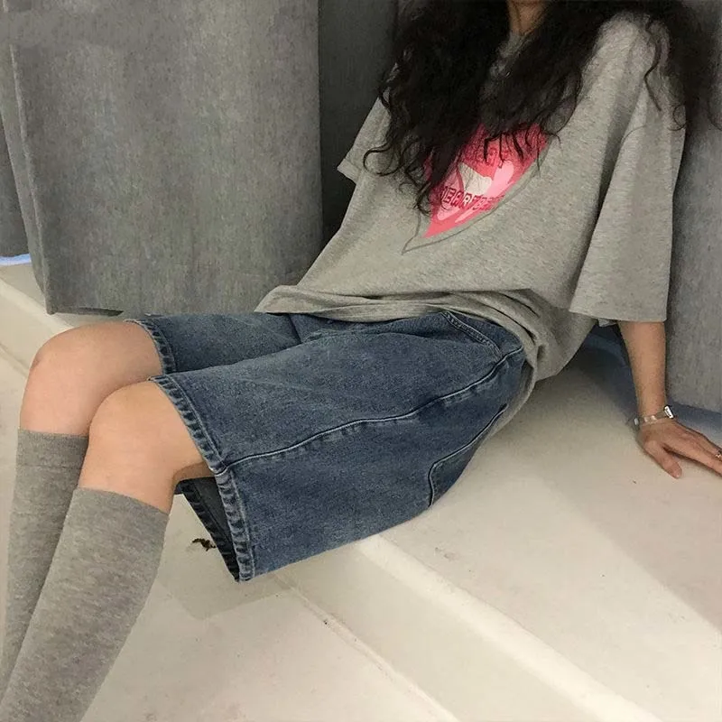High Pants Shorts Length Waist Denim Wide Korean Streetwear Vintage Women Short Clothes Leg Cargo Knee Harajuku Summer Baggy Y2K
High Pants Shorts Length Waist Denim Wide Korean Streetwear Vintage Women Short Clothes Leg Cargo Knee Harajuku Summer Baggy Y2K