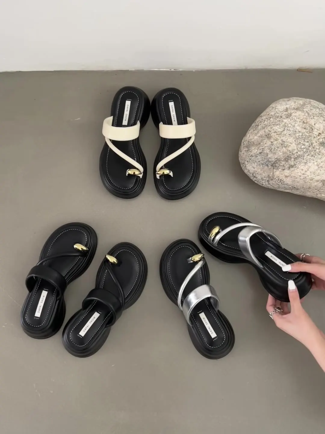 Low Shoes Fabric Rome Basic PU Hoof Heels Shoes Low Rome PU Fabric Basic Hoof
Low Shoes Fabric Rome Basic PU Hoof Heels Shoes Low Rome PU Fabric Basic Hoof