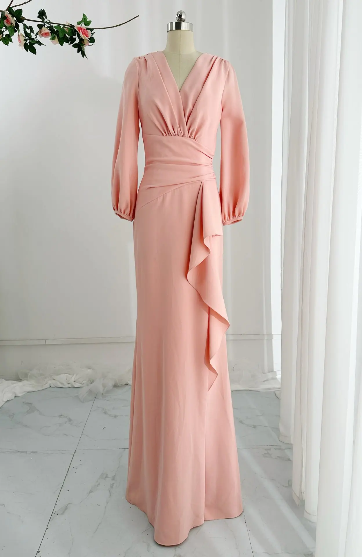 

Light Pink Fashion V -Collar Long -Sleeved Slim Mermaid Intellectual Elegant Banquet Hosted Evening Dress Skirt M2189