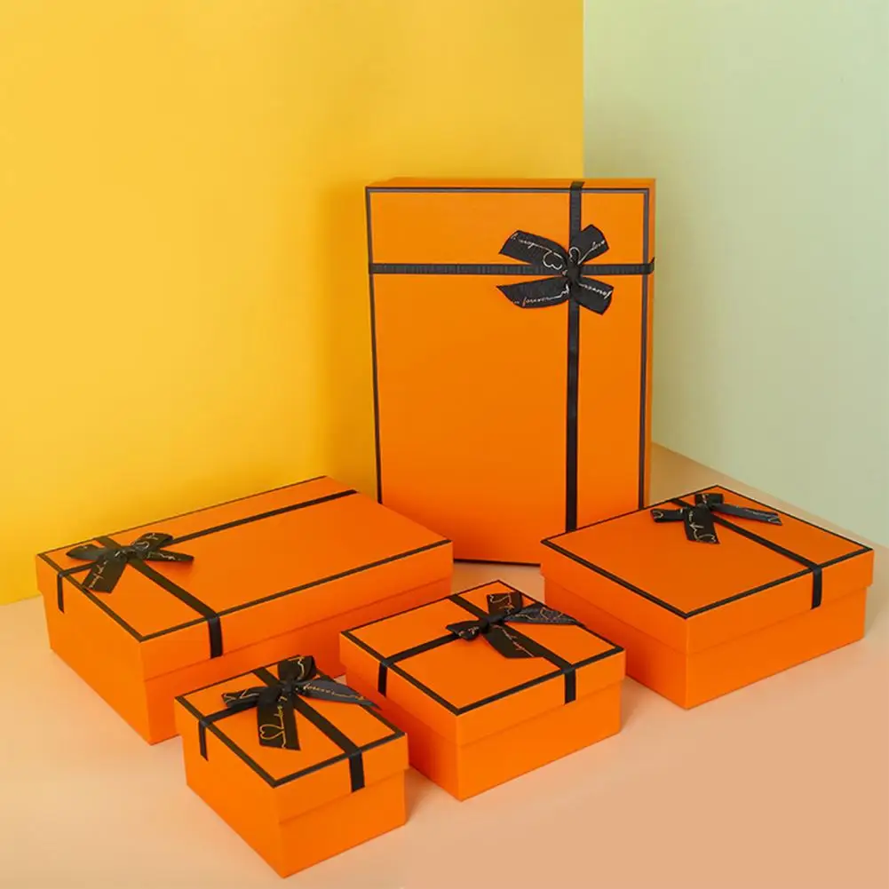Useful Gift Packing Box Convenient Orange Composite Cardboard Accompanying Gift Box for Valentine's Day
Useful Gift Packing Box Convenient Orange Composite Cardboard Accompanying Gift Box for Valentine's Day