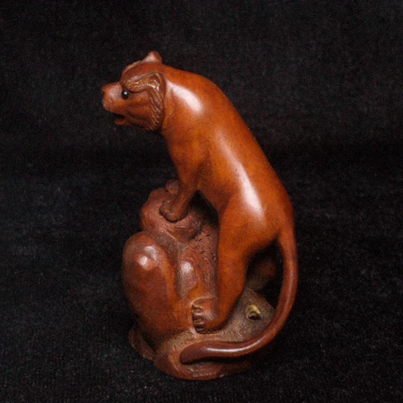 

Japanese boxwood hand carved Animal Tiger Figure statue netsuke Collection 6.3CM