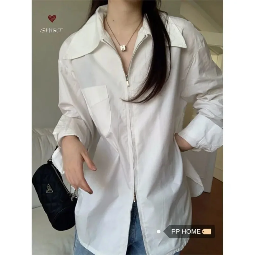 Autumn Korean Women's Shirts White Plain Loose Oversized Tops Women's Tops BF Zipper Long-sleeved Solid Color Shirts 2022 New
Autumn Korean Women's Shirts White Plain Loose Oversized Tops Women's Tops BF Zipper Long-sleeved Solid Color Shirts 2022 New