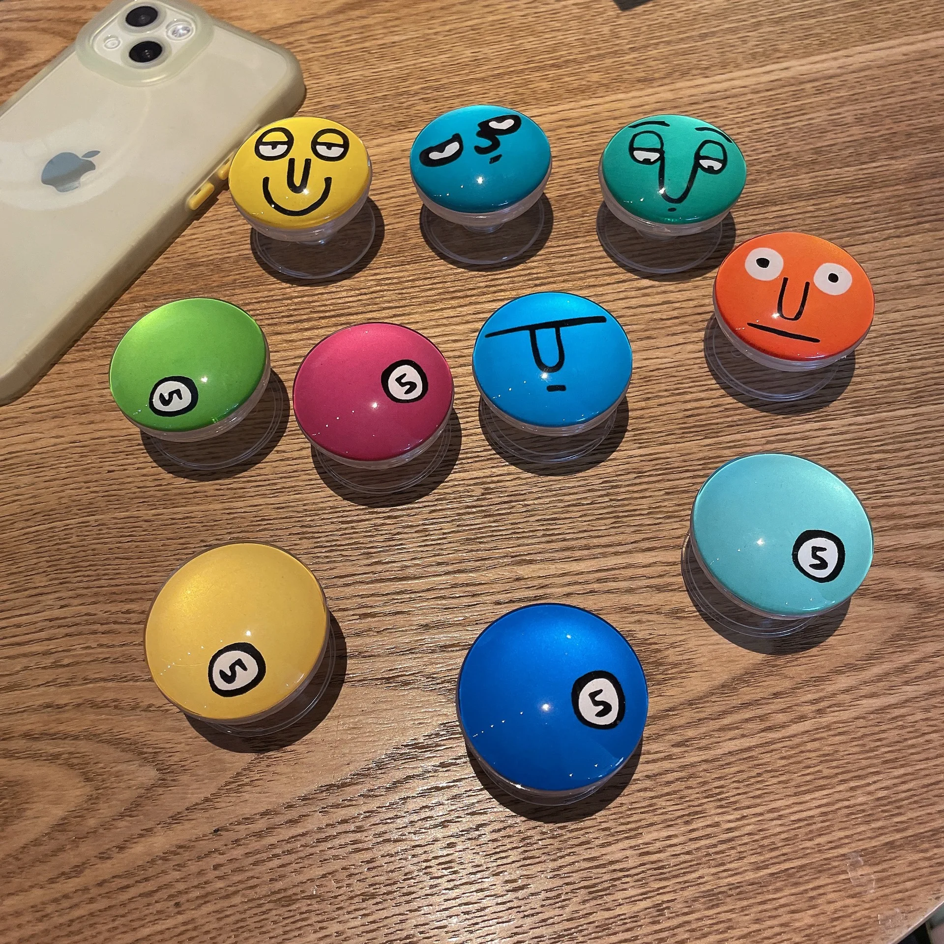 Хрустальный держатель для пальцев, розетки для телефона, кольца-держатели, популярный мультяшный милый держатель Griptok в Корейском стиле, мо... 
Хрустальный держатель для пальцев, розетки для телефона, кольца-держатели, популярный мультяшный милый держатель Griptok в Корейском стиле, мо...