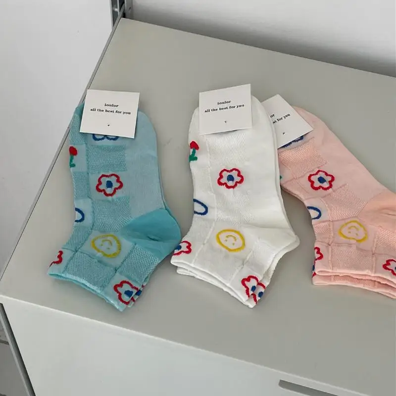 New Small Flower Socks Women's Plaid Cartoon Love Smile Socks Summer Boat Socks Cotton Wholesale
New Small Flower Socks Women's Plaid Cartoon Love Smile Socks Summer Boat Socks Cotton Wholesale