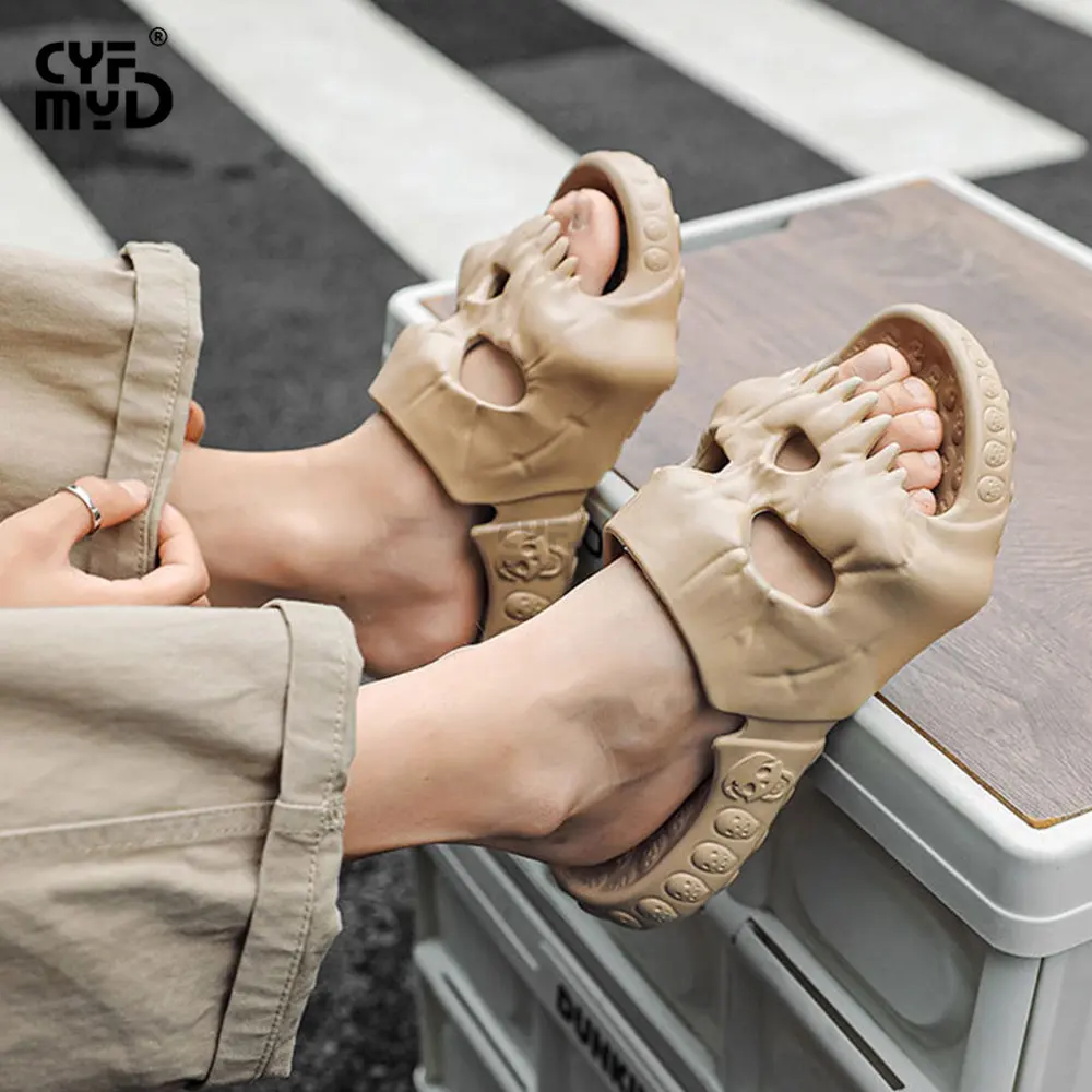 2023 New Skull Slippers Women Summer Light Eva Funny Slippers for Home Soft Platform Shoe Male Thick Sole Non-slip Indoor Slides
2023 New Skull Slippers Women Summer Light Eva Funny Slippers for Home Soft Platform Shoe Male Thick Sole Non-slip Indoor Slides
