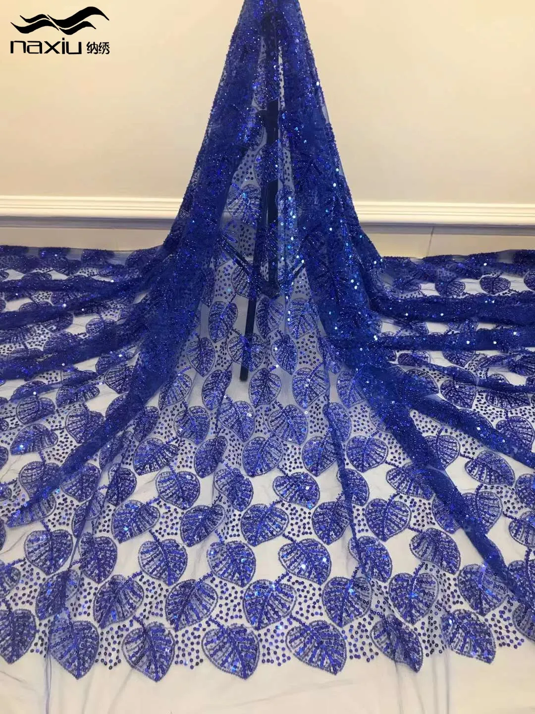 Madison Fashion Dubai Sequins Fabric with Pearl Africa Tulle Net Lace Fabric Embroidered Beads Fabrics for Sewing Dresses Laces
Madison Fashion Dubai Sequins Fabric with Pearl Africa Tulle Net Lace Fabric Embroidered Beads Fabrics for Sewing Dresses Laces