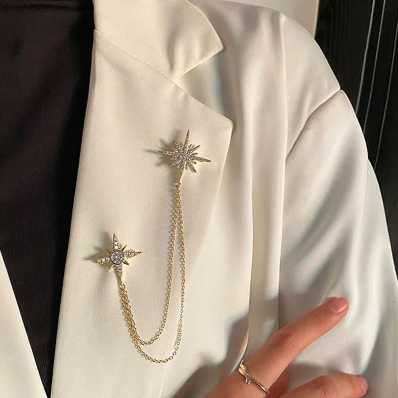 SKEDS Women Men Star Chain Brooches Pins Fashion Vintage Metal Rhinestone Jewelry Pendant Women's Men's Party Brooch Gift
SKEDS Women Men Star Chain Brooches Pins Fashion Vintage Metal Rhinestone Jewelry Pendant Women's Men's Party Brooch Gift