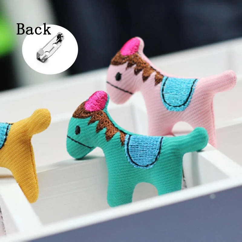 4.5*6CM Cute Tiny Plush Horse Brooch For Women Girls Fluffy Fabrics Hobbyhorse Pins On Bags Cloth Female Wedding Party Kids Gift
4.5*6CM Cute Tiny Plush Horse Brooch For Women Girls Fluffy Fabrics Hobbyhorse Pins On Bags Cloth Female Wedding Party Kids Gift