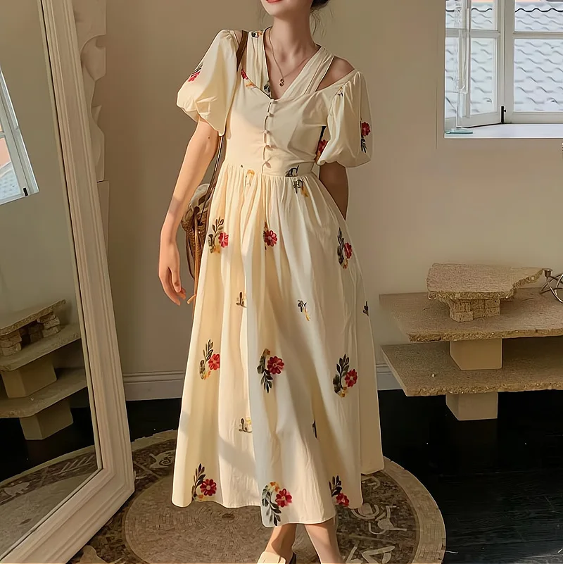 Embroidered Off-the-Shoulder Holiday Style Long Dress Women Summer 2023 New Design Sense Minority High Waist Slim
Embroidered Off-the-Shoulder Holiday Style Long Dress Women Summer 2023 New Design Sense Minority High Waist Slim