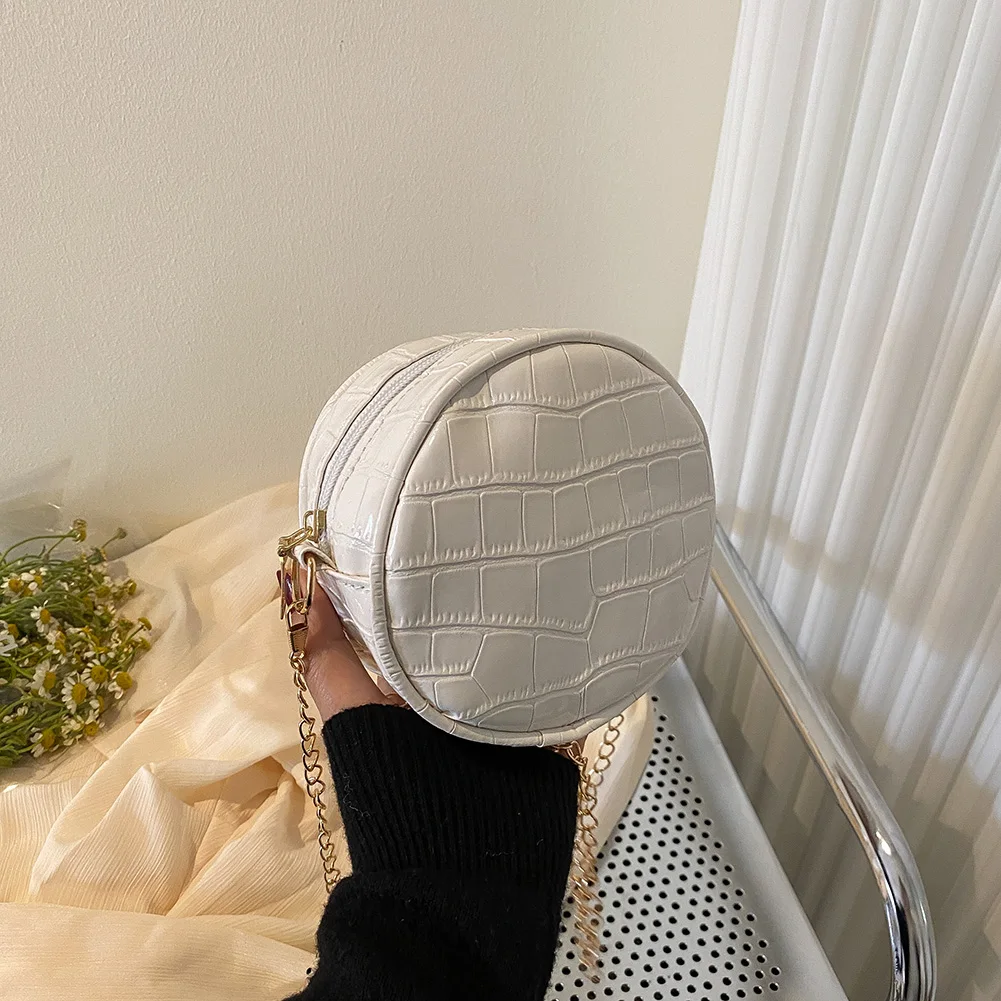 Маленькие круглые сумочки на цепочке, модные сумки-мессенджеры на плечо, женские сумки через плечо 2022, классический кошелек с ручками и узор...
Маленькие круглые сумочки на цепочке, модные сумки-мессенджеры на плечо, женские сумки через плечо 2022, классический кошелек с ручками и узор...