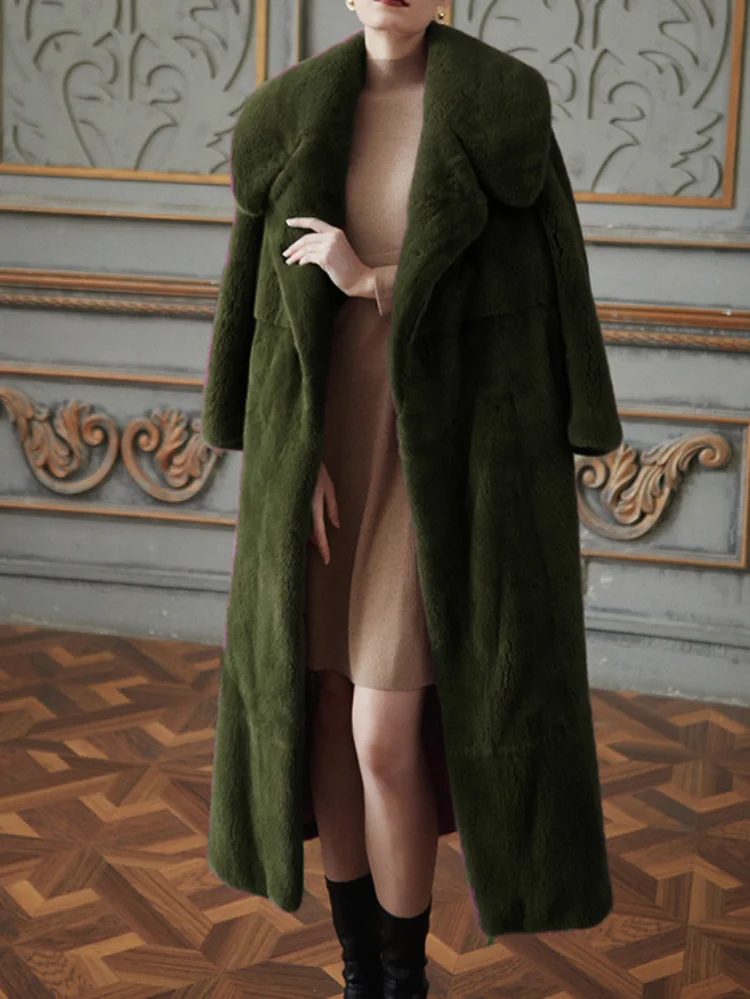 2022 Winter Thick Warm Fur Coat Women Luxury Turn-down Collar Long Coats Faux Fur Overcoat Jacket Elegant Chic Ladies Outerwear
2022 Winter Thick Warm Fur Coat Women Luxury Turn-down Collar Long Coats Faux Fur Overcoat Jacket Elegant Chic Ladies Outerwear