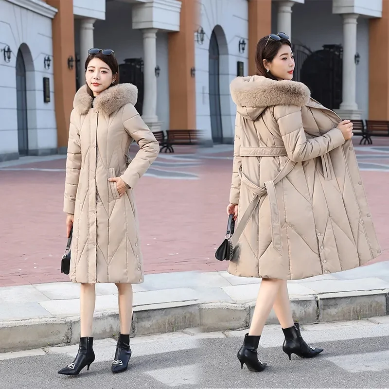 2024 New Winter Women's Jacket Warm Thick Cotton Fur Collar Hooded Jacket Female Long Parkr Fashion Bread Jacket Outwear
2024 New Winter Women's Jacket Warm Thick Cotton Fur Collar Hooded Jacket Female Long Parkr Fashion Bread Jacket Outwear