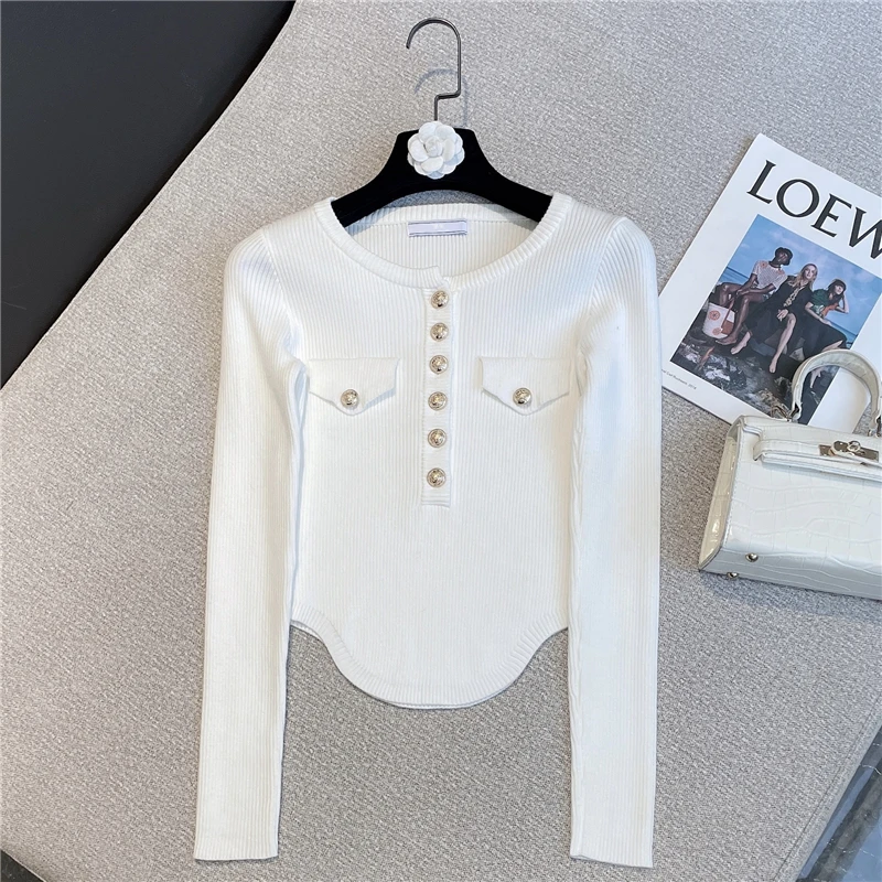 ZCSMLL 2021 winter new Korean version of wild sweet pure color round neck pullover copper buckle long-sleeved sweater women
ZCSMLL 2021 winter new Korean version of wild sweet pure color round neck pullover copper buckle long-sleeved sweater women