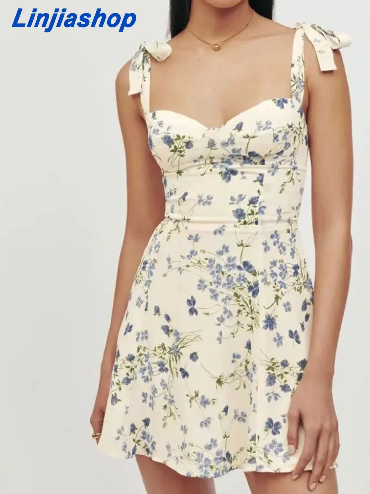 Summer women mini dress floral print with lining slim elastic back zipper holiday sleeveless party short dress
Summer women mini dress floral print with lining slim elastic back zipper holiday sleeveless party short dress
