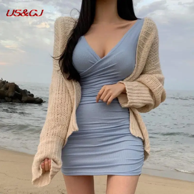 Korean Fashion Woman Clothes Spring Autumn Dress For New Year 2022 Deep V-Neck Party Dresses Folds Sexy Robe Femme Mini Vestidos
Korean Fashion Woman Clothes Spring Autumn Dress For New Year 2022 Deep V-Neck Party Dresses Folds Sexy Robe Femme Mini Vestidos