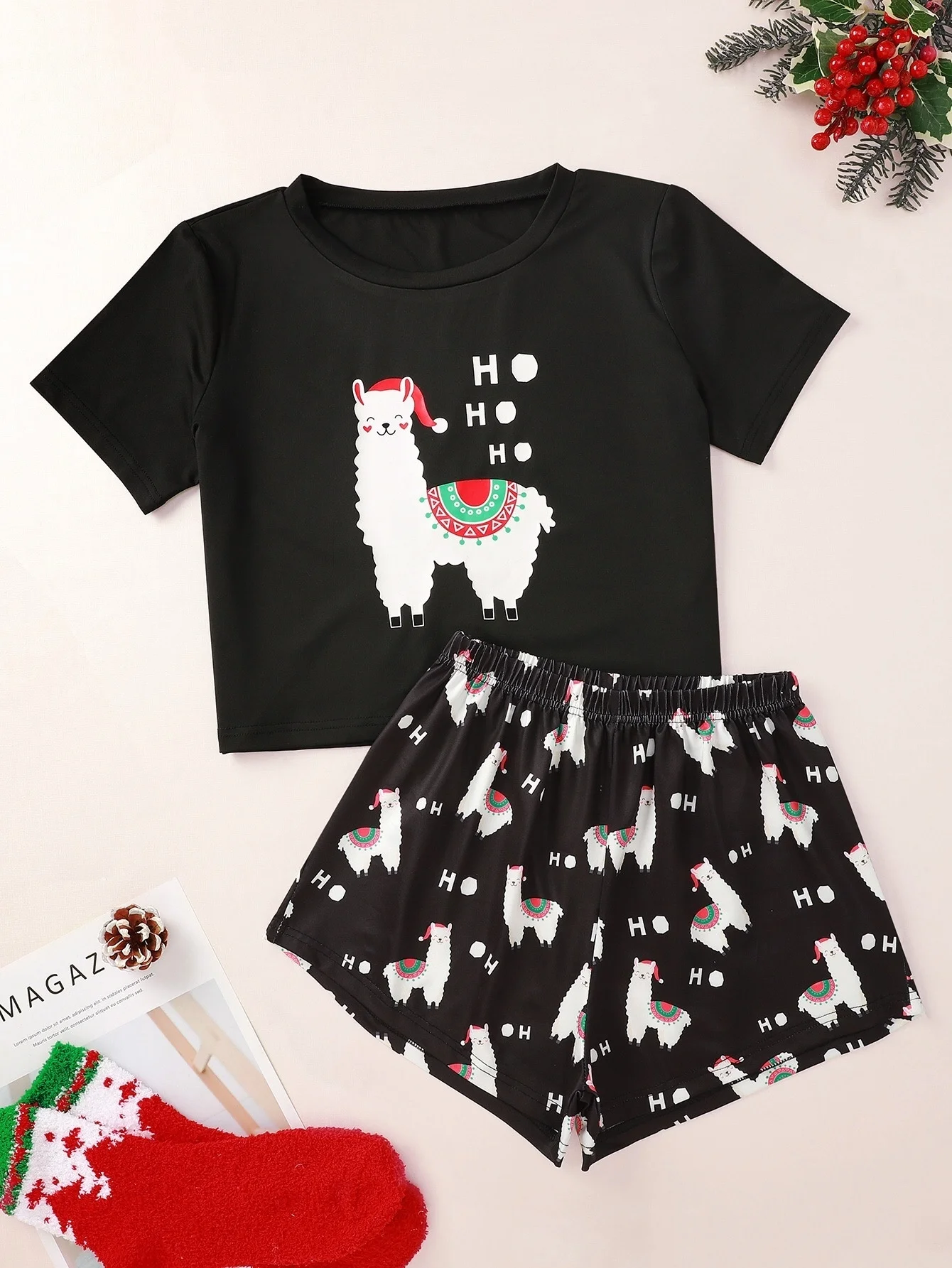 Merry Christmas Casual Lady's Sleepwear Home Suit New Style Cartoon Sheep Print Short Sleeve T Shirts & Shorts Pajama Set
Merry Christmas Casual Lady's Sleepwear Home Suit New Style Cartoon Sheep Print Short Sleeve T Shirts & Shorts Pajama Set