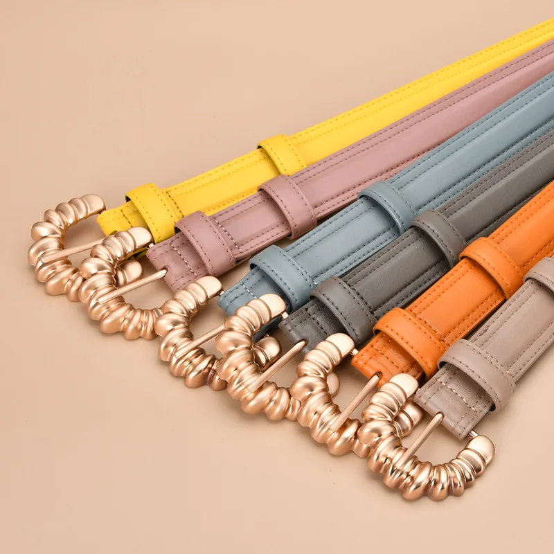Genuine Leather Women Belts Fashion Alloy Buckle for Ladies jeans Designer Clothes female luxury Accessory Simple Waistband
Genuine Leather Women Belts Fashion Alloy Buckle for Ladies jeans Designer Clothes female luxury Accessory Simple Waistband