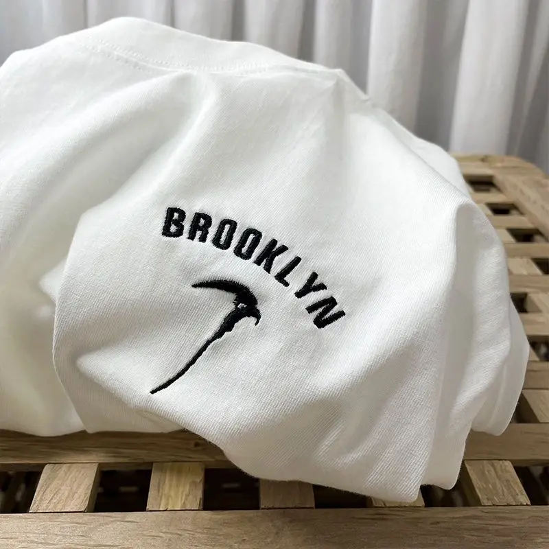 White Embroidery Baseball T shirt Hip Hop Short Sleeve Shirts Uniform Vintage Streetwear Top
White Embroidery Baseball T shirt Hip Hop Short Sleeve Shirts Uniform Vintage Streetwear Top