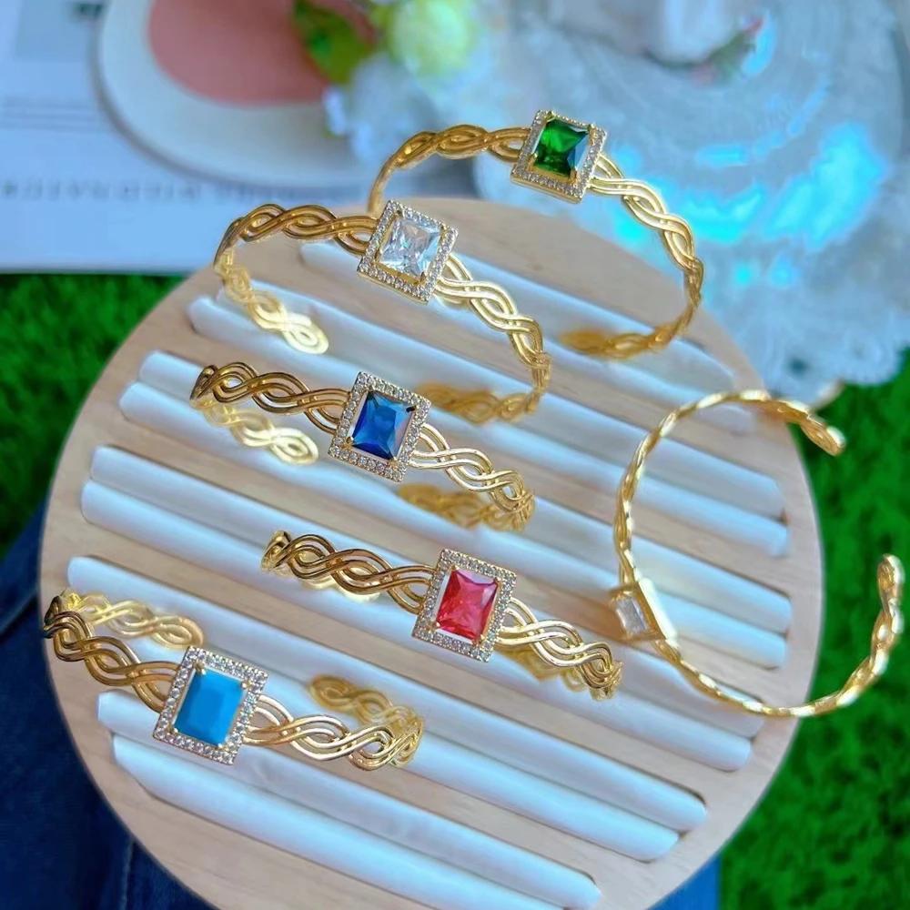 3PCS, Luxury Square Zircon Cuff Bangle For Women Elegant Gold-color Classic Chain Link Charm Bangle Statement Jewelry
3PCS, Luxury Square Zircon Cuff Bangle For Women Elegant Gold-color Classic Chain Link Charm Bangle Statement Jewelry