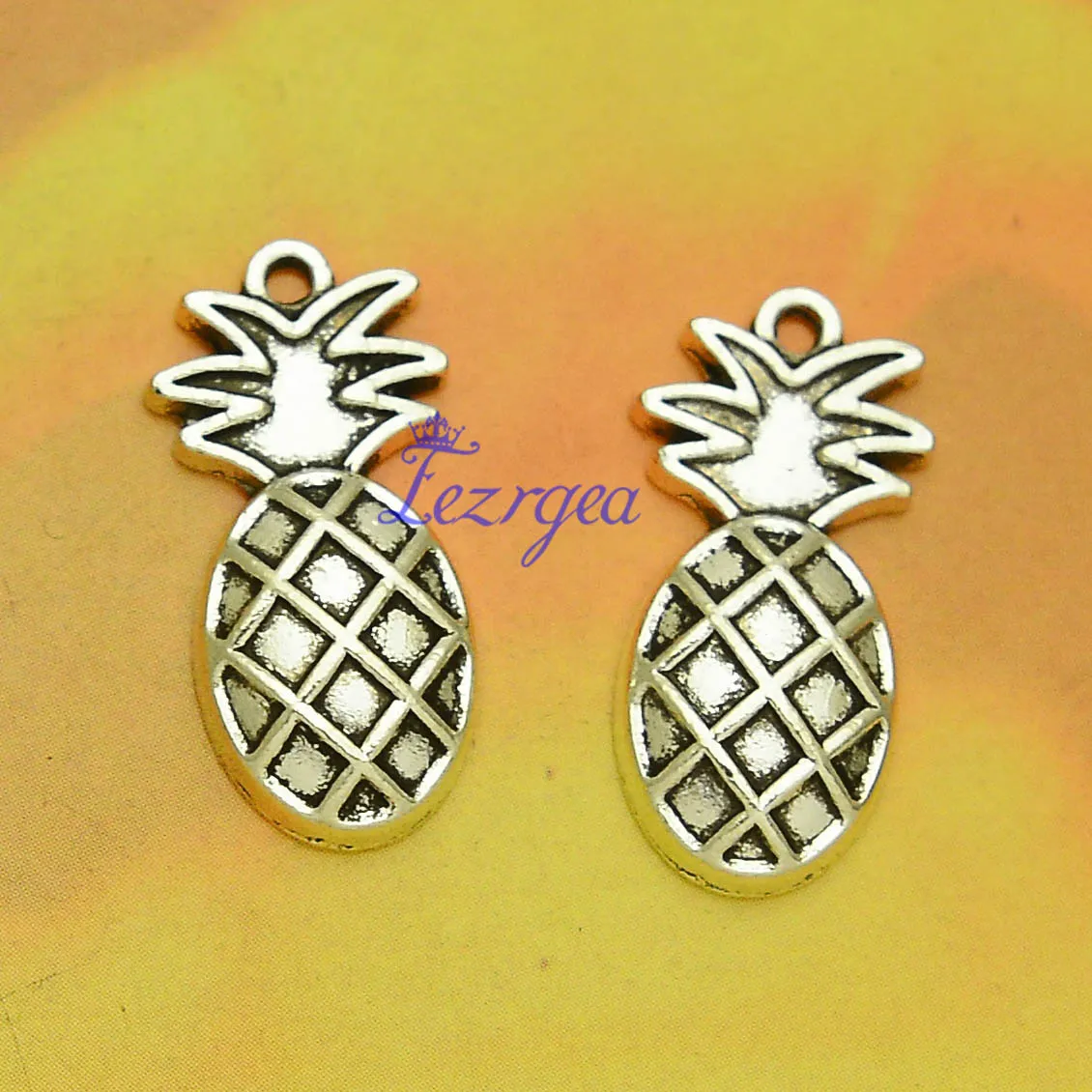 20pcs/lot--24x12mm Antique Silver Plated Pineapple Charms Fruit Pendants DIY Supplies Jewelry Making Findings Accessories
20pcs/lot--24x12mm Antique Silver Plated Pineapple Charms Fruit Pendants DIY Supplies Jewelry Making Findings Accessories
