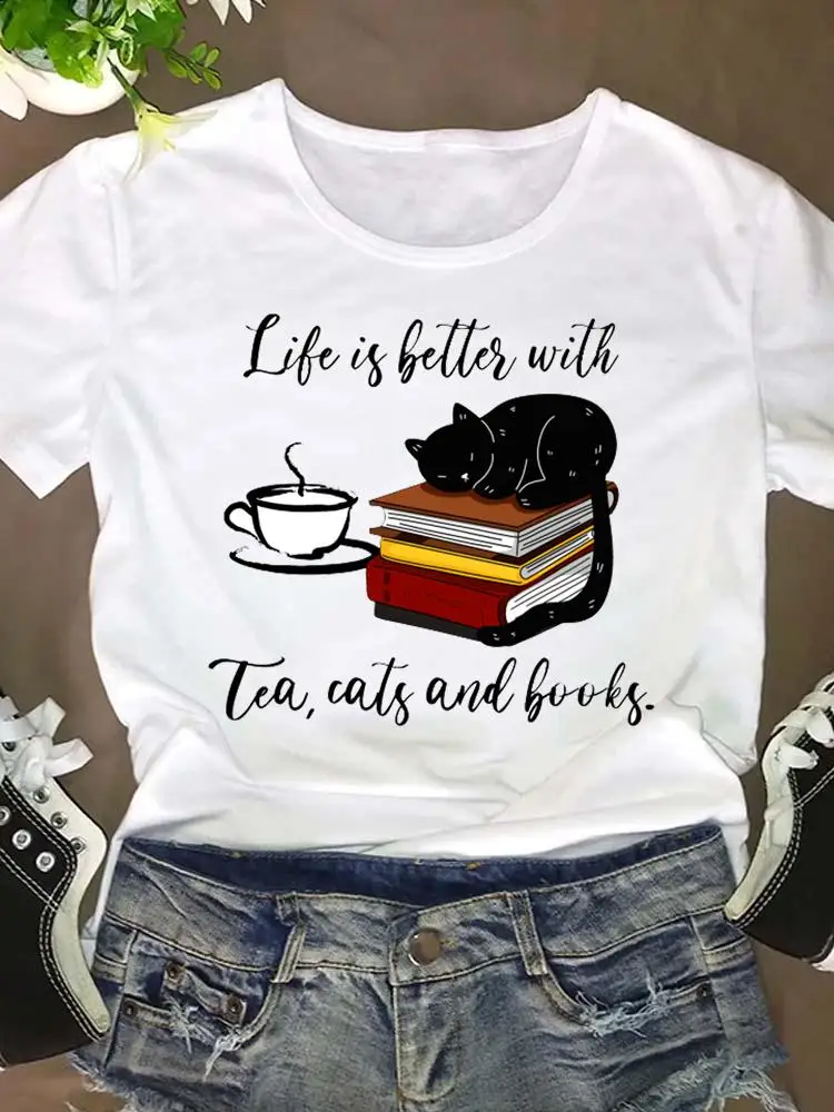 Женская футболка с коротким рукавом, принтом кота и кофейного цвета
Женская футболка с коротким рукавом, принтом кота и кофейного цвета