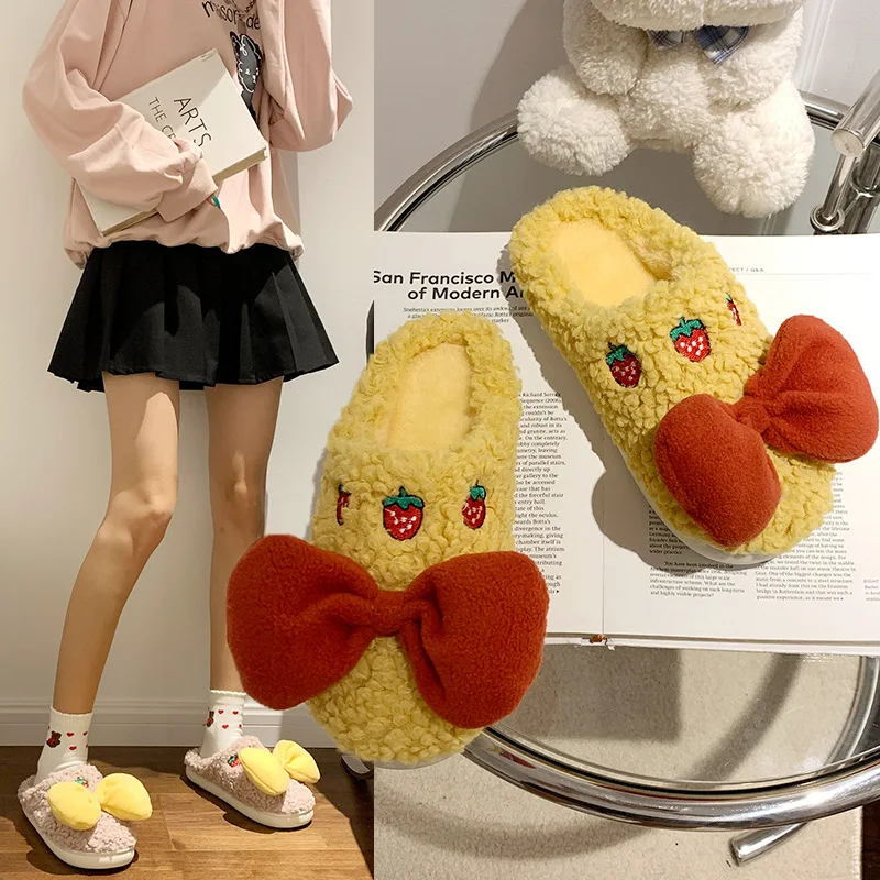Winter Slippers Female Cute Cartoon Strawberry Pink Bow Home Warm Soft Slippers Comfortable Non-slip Outdoor Casual Women Shoes
Winter Slippers Female Cute Cartoon Strawberry Pink Bow Home Warm Soft Slippers Comfortable Non-slip Outdoor Casual Women Shoes