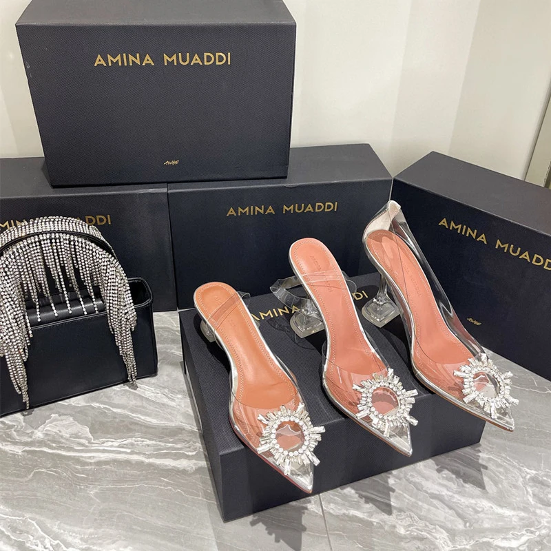 Begum AMINA MUADDI Rosie Heels Transparent PVC heels Pointed toe Crystal-cut bow Transparent PVC modified stiletto heel shoes
Begum AMINA MUADDI Rosie Heels Transparent PVC heels Pointed toe Crystal-cut bow Transparent PVC modified stiletto heel shoes