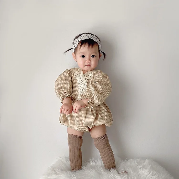Baby 0-24M Newborn Infant Baby Girls Lace Jumpsuit V-neck Lace Plaid Triangle Rompers Princess Baby Bodysuit Newborn Clothes
Baby 0-24M Newborn Infant Baby Girls Lace Jumpsuit V-neck Lace Plaid Triangle Rompers Princess Baby Bodysuit Newborn Clothes