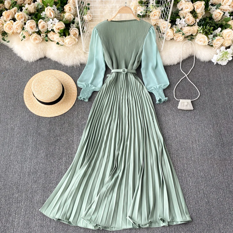 Autumn Fashion Streetwear Long Dress Design French Pleated Maxi Dress Women Elegant O Neck Long Sleeve A-line Dress
Autumn Fashion Streetwear Long Dress Design French Pleated Maxi Dress Women Elegant O Neck Long Sleeve A-line Dress