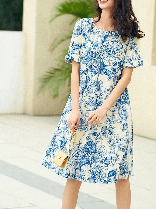 125768 Luxury Designer Clothes Fashion Classic Trendy Blue White Flower design Printing Cotton Casual Style Dress
125768 Luxury Designer Clothes Fashion Classic Trendy Blue White Flower design Printing Cotton Casual Style Dress