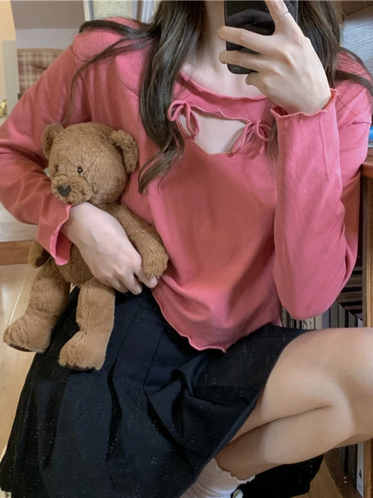 Deeptown Y2K Harajuku Solid T Shirt Women Kawaii Sweet Love Heart Hollow Out Cropped Tops Korean Casual All-match Streetwear Tee
Deeptown Y2K Harajuku Solid T Shirt Women Kawaii Sweet Love Heart Hollow Out Cropped Tops Korean Casual All-match Streetwear Tee