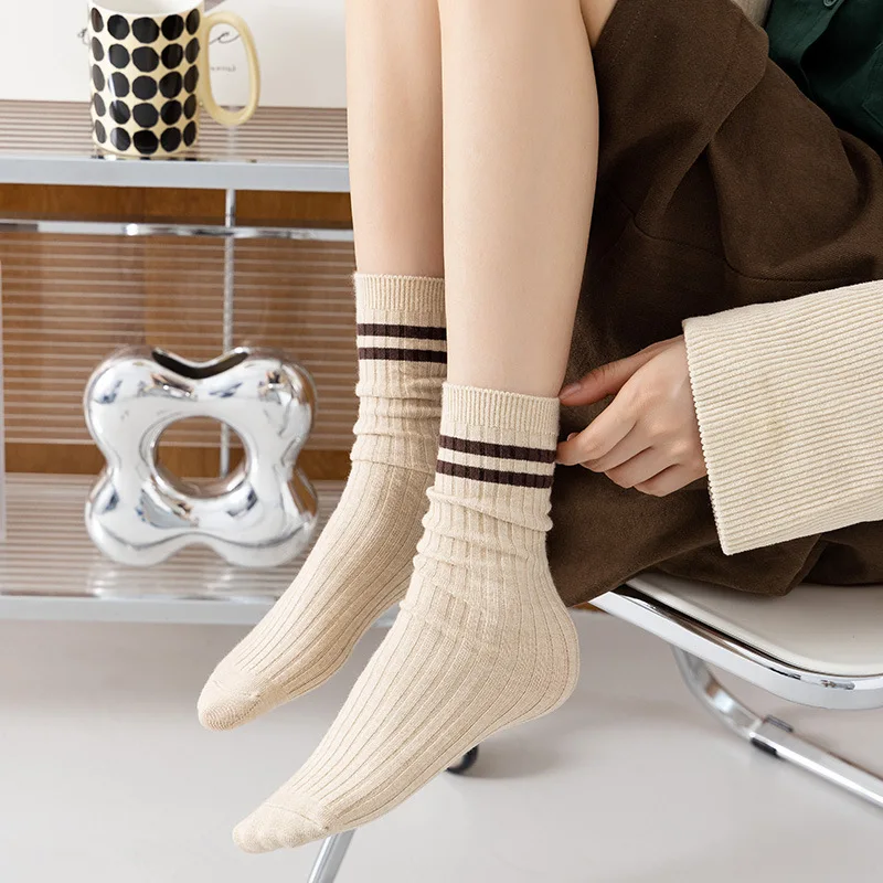 New Japanese Style Lolita Girls Students Socks JK Uniform Socks Fashion Autumn and Winter Striped Preppy Style Pile Socks
New Japanese Style Lolita Girls Students Socks JK Uniform Socks Fashion Autumn and Winter Striped Preppy Style Pile Socks