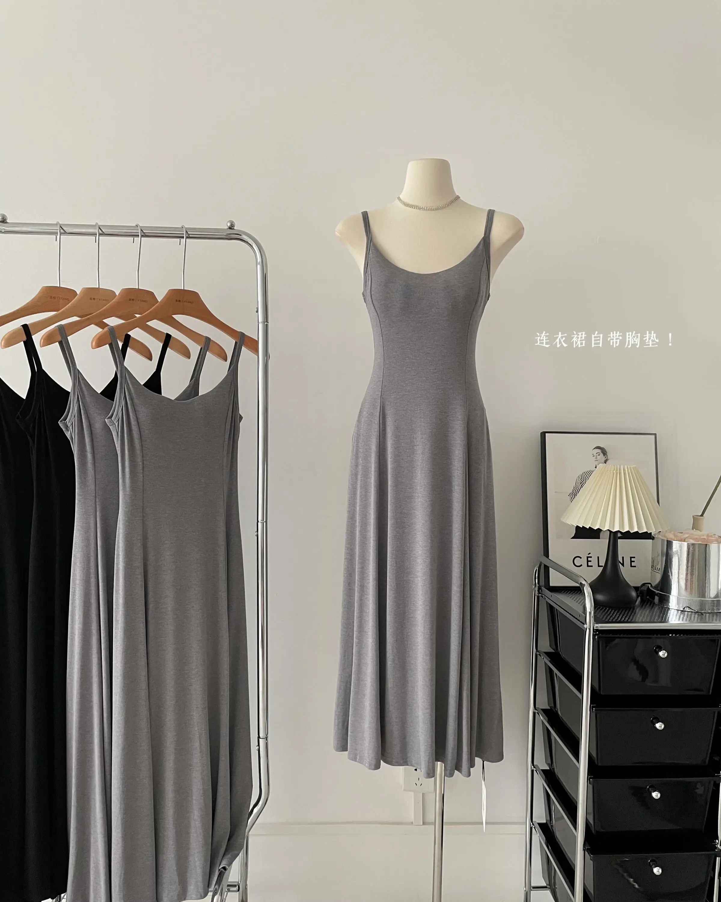 Women's Summer Elegant Sleeveless Straps Long A Line Dress Lady Casual Streetwear Solid Color Slim Dress
Women's Summer Elegant Sleeveless Straps Long A Line Dress Lady Casual Streetwear Solid Color Slim Dress