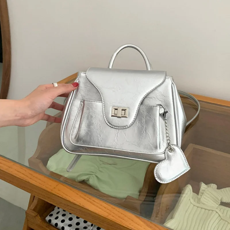 Silver Korean Backpacks for Women Solid Color Fashion Leather Backpacks Advanced Small Square Female Designer Luxury Bags
Silver Korean Backpacks for Women Solid Color Fashion Leather Backpacks Advanced Small Square Female Designer Luxury Bags