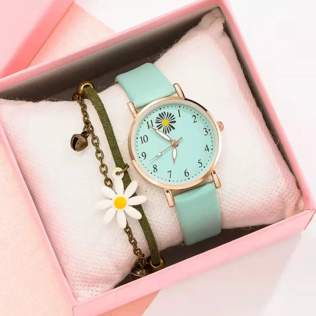 Fashion casual high quality lady Lucky Daisy Flower quartz belt Watch Student lady full diamond decorative clock vintage
Fashion casual high quality lady Lucky Daisy Flower quartz belt Watch Student lady full diamond decorative clock vintage