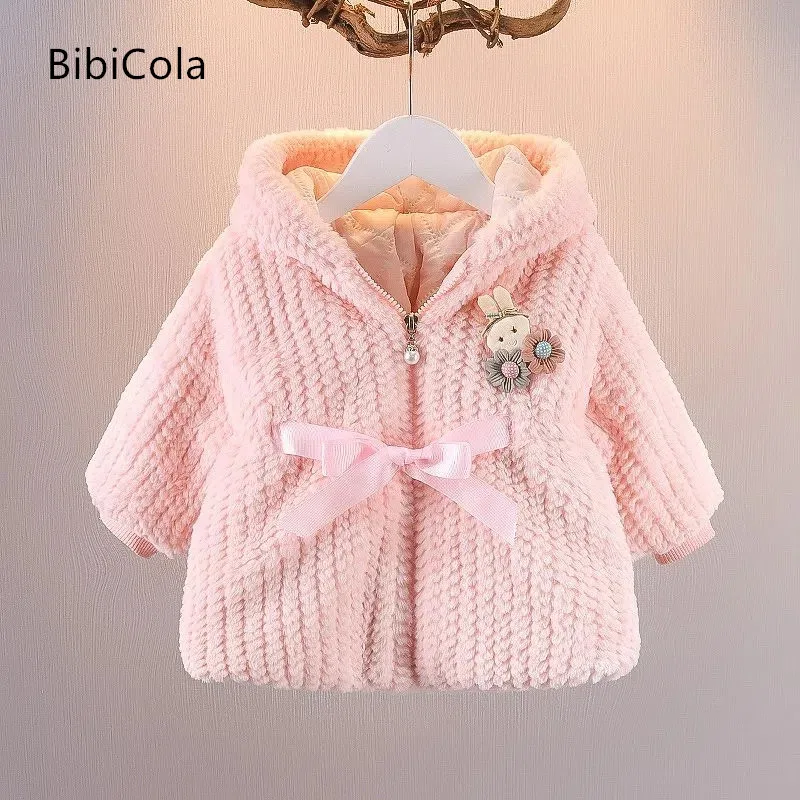 Autumn and winter 2022 imitation fur girl's wool sweater coat thickened winter girl's coat thickened medium long hooded coat
Autumn and winter 2022 imitation fur girl's wool sweater coat thickened winter girl's coat thickened medium long hooded coat