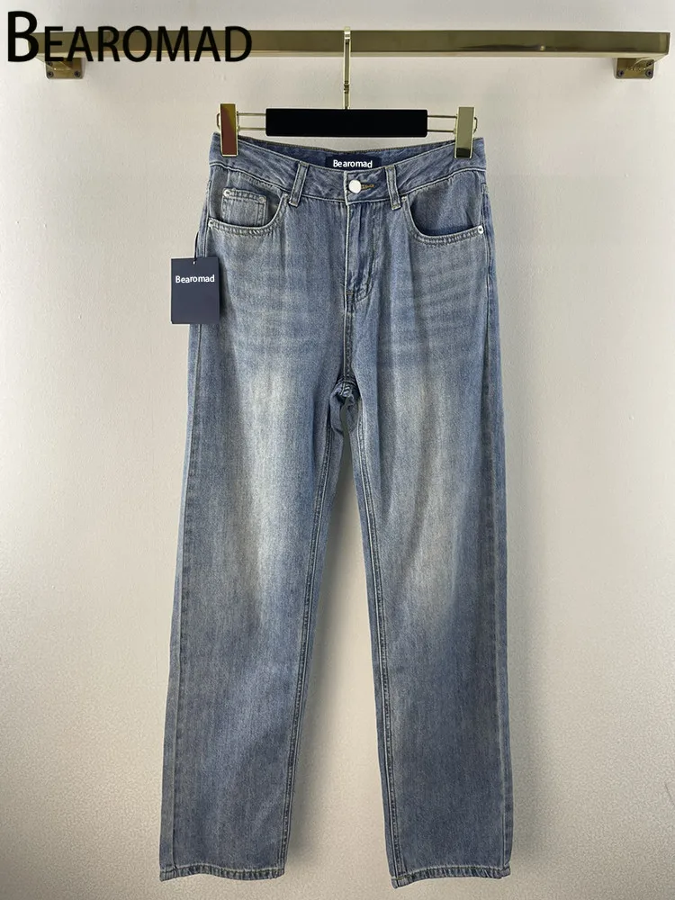 Bearomad 2022 Runway Fashion Designer High Quality Summer Vintage Straight Jeans Women's High Waist Many Pocket Slim Chic Jeans
Bearomad 2022 Runway Fashion Designer High Quality Summer Vintage Straight Jeans Women's High Waist Many Pocket Slim Chic Jeans