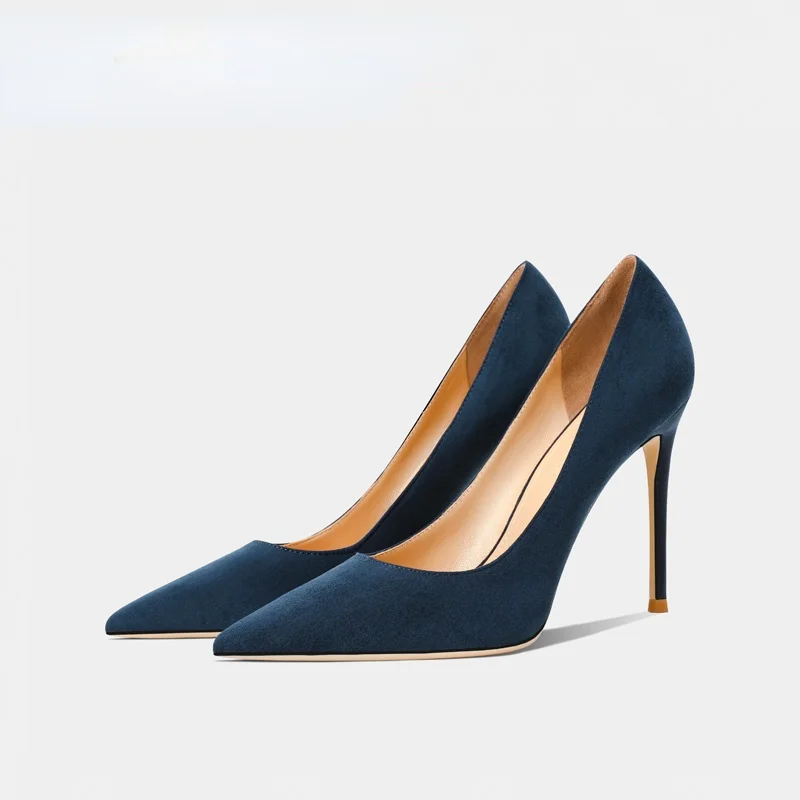 Сексуальная универсальная темно-синяя простая женская обувь на высоком каблуке
Сексуальная универсальная темно-синяя простая женская обувь на высоком каблуке